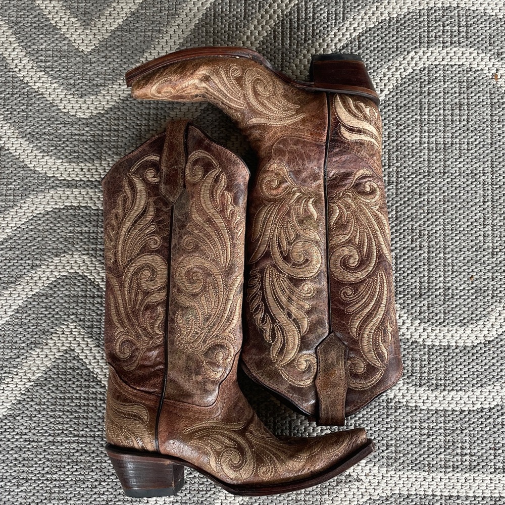 Circle G western boots embroidered all leather US 6 pointy snip toe dancing